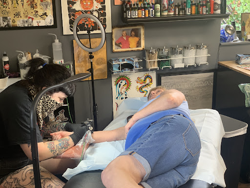 Tattoo Shop «Atlantis Tattoo & Gallery», reviews and photos, 1344 Malabar Rd SE, Palm Bay, FL 32907, USA