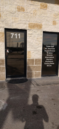 Oil Change Service «Samstone Auto Repair», reviews and photos, 711 W Parker Rd, Plano, TX 75023, USA