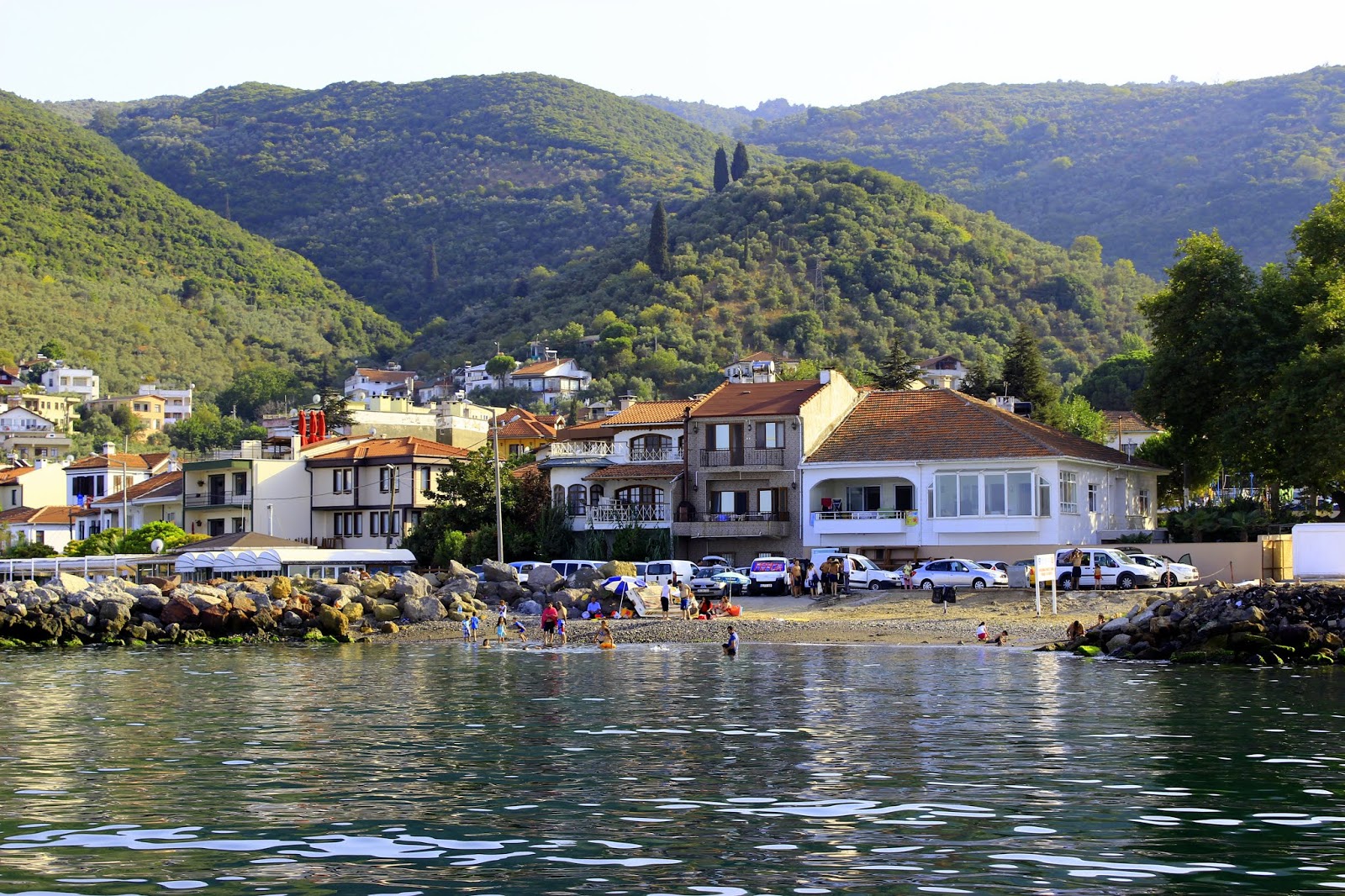 Kumyaka Halk Plajı'in fotoğrafı orta koylar ile birlikte