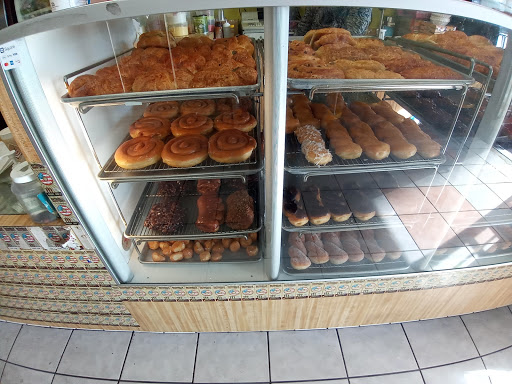 Donut Shop «Amigo Donut», reviews and photos, 14229 S Inglewood Ave, Hawthorne, CA 90250, USA
