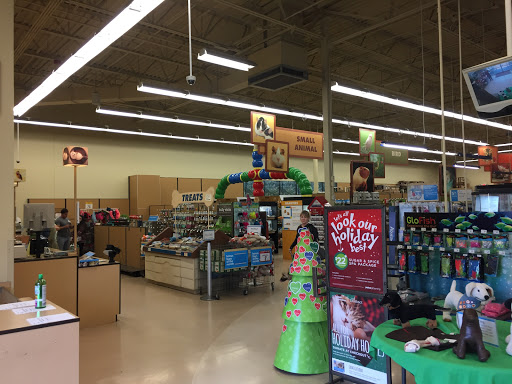 Pet Supply Store «Petco Animal Supplies», reviews and photos, 3835 Phoenix Ave, Fort Smith, AR 72903, USA