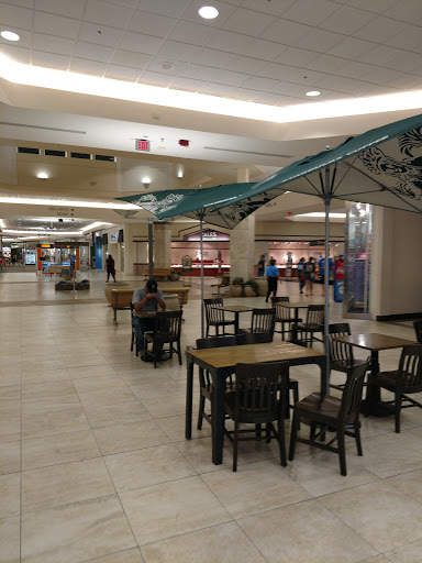 Shopping Mall «Kentucky Oaks Mall», reviews and photos, 5101 Hinkleville Rd #795A, Paducah, KY 42001, USA