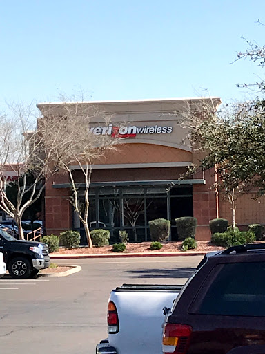 Cell Phone Store «Verizon», reviews and photos, 10120 W McDowell Rd #100, Avondale, AZ 85392, USA