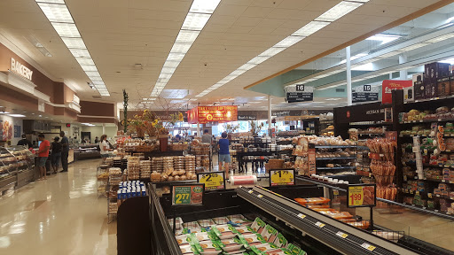 Shopping Mall «Gateway Plaza», reviews and photos, 21929 Ventura Blvd, Los Angeles, CA 91364, USA