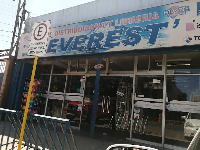 Distribuidora Y Librería EVEREST