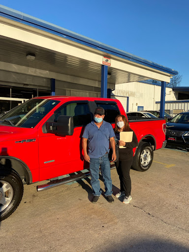 Used Car Dealer «Inline Auto Sale», reviews and photos, 2900 N Main St, Fuquay Varina, NC 27526, USA