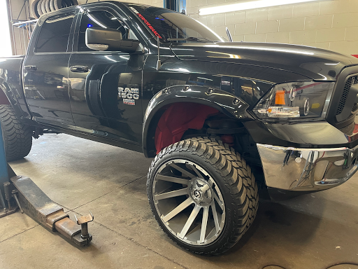 Auto Repair Shop «Rad Air Complete Car Care & Tire Centers - Wickliffe», reviews and photos, 29257 Anderson Rd, Wickliffe, OH 44092, USA