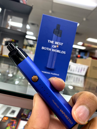 Tobacco Shop «Tobacco Palace & Vape Shop Gainesville», reviews and photos, 235 Pearl Nix Pkwy #2, Gainesville, GA 30501, USA