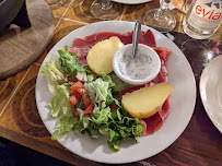 Raclette du Restaurant de fondues Pain Vin Fromages à Paris - n°11