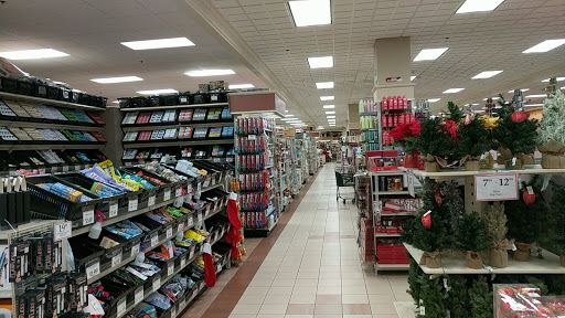 Home Goods Store «Christmas Tree Shops», reviews and photos, 28-34 Broadway, Lynnfield, MA 01940, USA