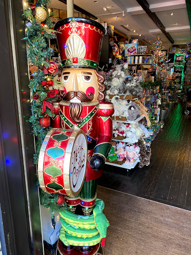 Toy Store «Engine Ear Toys», reviews and photos, 879 Newport Center Dr, Newport Beach, CA 92660, USA