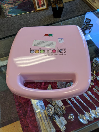 Thrift Store «Ladies of Charity Lake Travis Thrift Shop», reviews and photos, 1508 Ranch Rd 620 S, Lakeway, TX 78734, USA