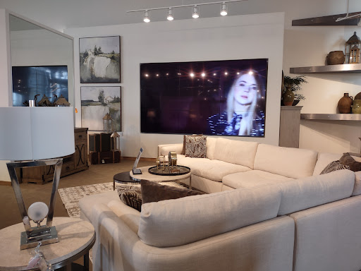 Furniture Store «Rooms To Go Furniture Store - Daytona Beach», reviews and photos, 2375 W International Speedway Blvd, Daytona Beach, FL 32114, USA