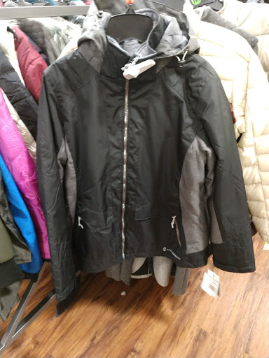 Department Store «HomeGoods», reviews and photos, 67 Newtown Rd, Danbury, CT 06810, USA