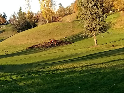 Golf Course «Laurelwood Golf Course», reviews and photos, 2700 Columbia St, Eugene, OR 97403, USA