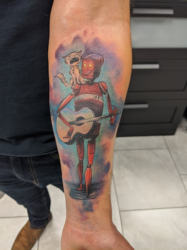 Tattoo Shop «Dark Hearts Tattoo Gallery», reviews and photos, 10660 Sierra Ave, Fontana, CA 92337, USA