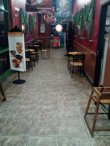 Ice Cream Shop «Cold Stone Creamery», reviews and photos, 1986 Power Plant Pkwy, Hampton, VA 23666, USA