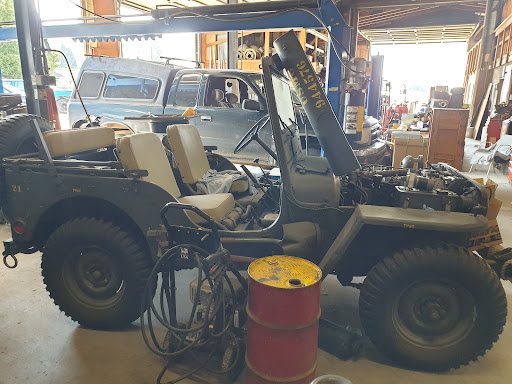 Mechanic «Joes Garage», reviews and photos, Academy St, Mt Angel, OR 97362, USA