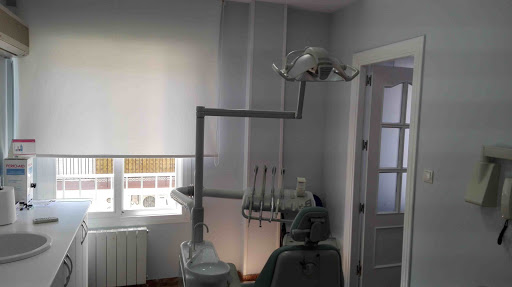 Dentalchic Alfacar en Alfacar, Granada