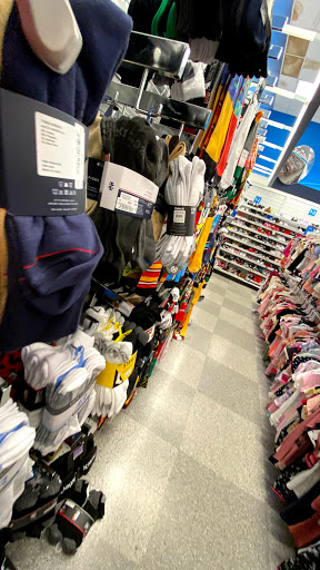 Clothing Store «Ross Dress for Less», reviews and photos, 3300 S Glenstone Ave, Springfield, MO 65804, USA
