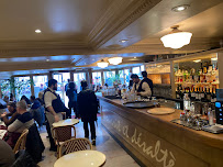 Atmosphère du Restaurant Bistro des Champs à Paris - n°3
