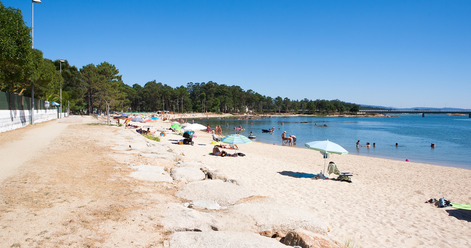 Terron beach'in fotoğrafı imkanlar alanı