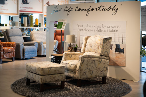 Furniture Store «La-Z-Boy Furniture Galleries», reviews and photos, 7070 SW Nyberg St, Tualatin, OR 97062, USA