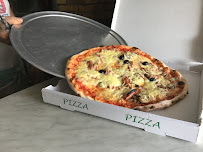 Photos du propriétaire du Pizzeria Pizzas Chez Albert « BARJAC » - n°15