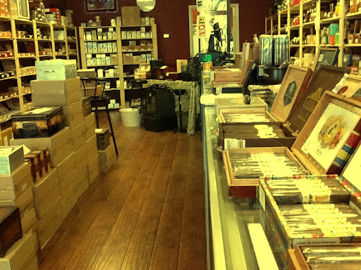 Cigar Shop «Cigar Warehouse», reviews and photos, 11111 N Central Expy, Dallas, TX 75243, USA