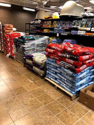 Pet Supply Store «VIP Pets», reviews and photos, 75 Lincoln Blvd, Lincoln, CA 95648, USA