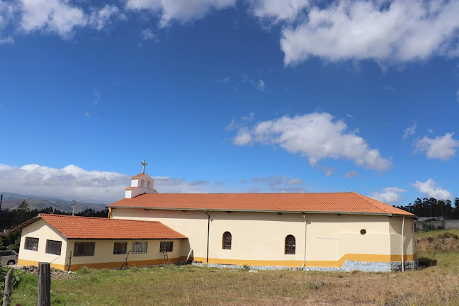 Opiniones de Iglesia Católica Parroquial de Tupigachi en Tabacundo - Iglesia