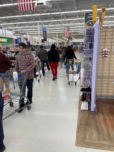 Department Store «Walmart Supercenter», reviews and photos, 650 S Trooper Rd, Norristown, PA 19403, USA