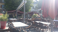 Atmosphère du Restaurant français Le Grand Café de l'Univers à Saint-Quentin - n°4