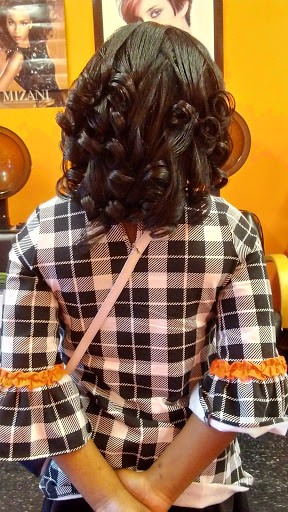 Beauty Salon «Dominican Star Beauty Salon», reviews and photos, 4717 Harford Rd, Baltimore, MD 21214, USA