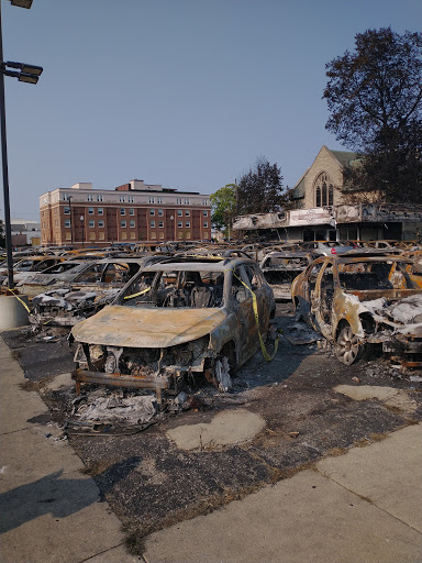 Used Car Dealer «Car Source», reviews and photos, 5821 Sheridan Rd, Kenosha, WI 53140, USA