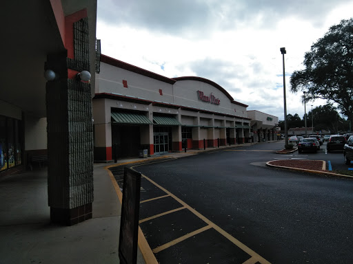 Grocery Store «Winn-Dixie», reviews and photos, 2519 McMullen Booth Rd #106, Clearwater, FL 33761, USA