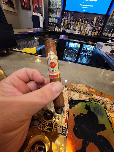 Cigar Shop «Cigar Room 2», reviews and photos, 378 Walnut St Ext, Agawam, MA 01001, USA