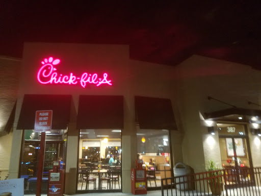 Fast Food Restaurant «Chick-fil-A», reviews and photos, 387 E Fm 1382, Cedar Hill, TX 75104, USA