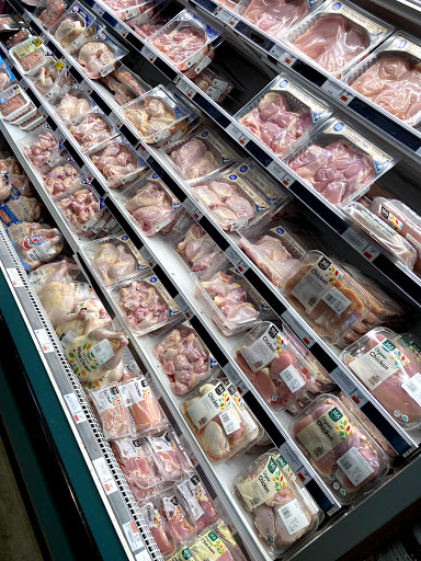 Grocery Store «Whole Foods Market», reviews and photos, 94 Derby St, Hingham, MA 02043, USA