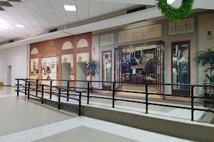 Oakwood Mall image