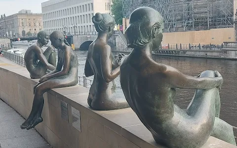 Three Girls One Boy Statue image