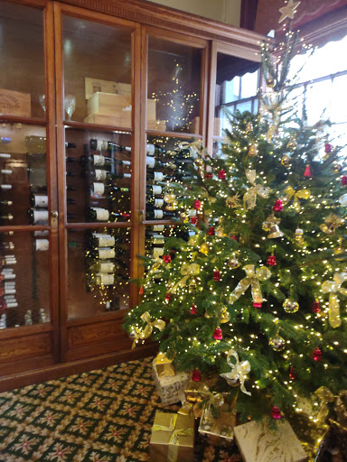 Hotels celebrate christmas Luton