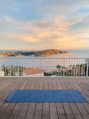 Rooftop - cours de yoga à Nice à Villefranche-sur-Mer