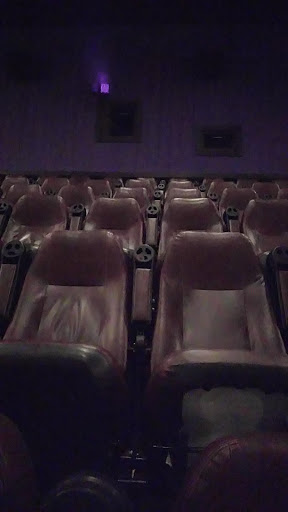Movie Theater «Regal Cinemas Gravois Bluffs 12», reviews and photos, 754 Gravois Bluffs Blvd, Fenton, MO 63026, USA
