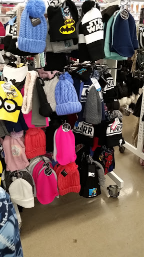 Variety Store «Five Below», reviews and photos, 2320 S I-35 Service Rd, Oklahoma City, OK 73160, USA