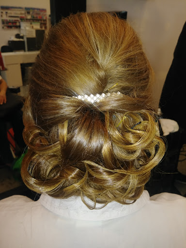 Beauty Salon «Tabu Beauty Salon Inc,», reviews and photos, 375 Cypress Pkwy, Poinciana, FL 34759, USA