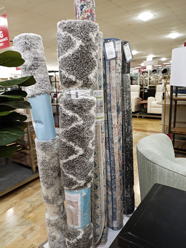 Department Store «T.J. Maxx & HomeGoods», reviews and photos, 105 Middlesex Ave, Somerville, MA 02145, USA