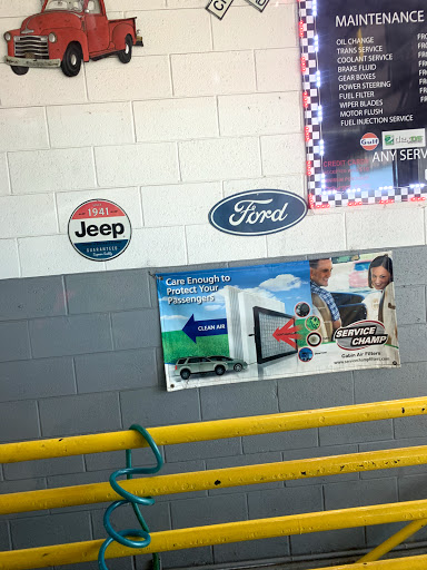 Oil Change Service «Finish Line Oil Change & Auto Repair», reviews and photos, 11900 Middlebelt Rd, Livonia, MI 48150, USA