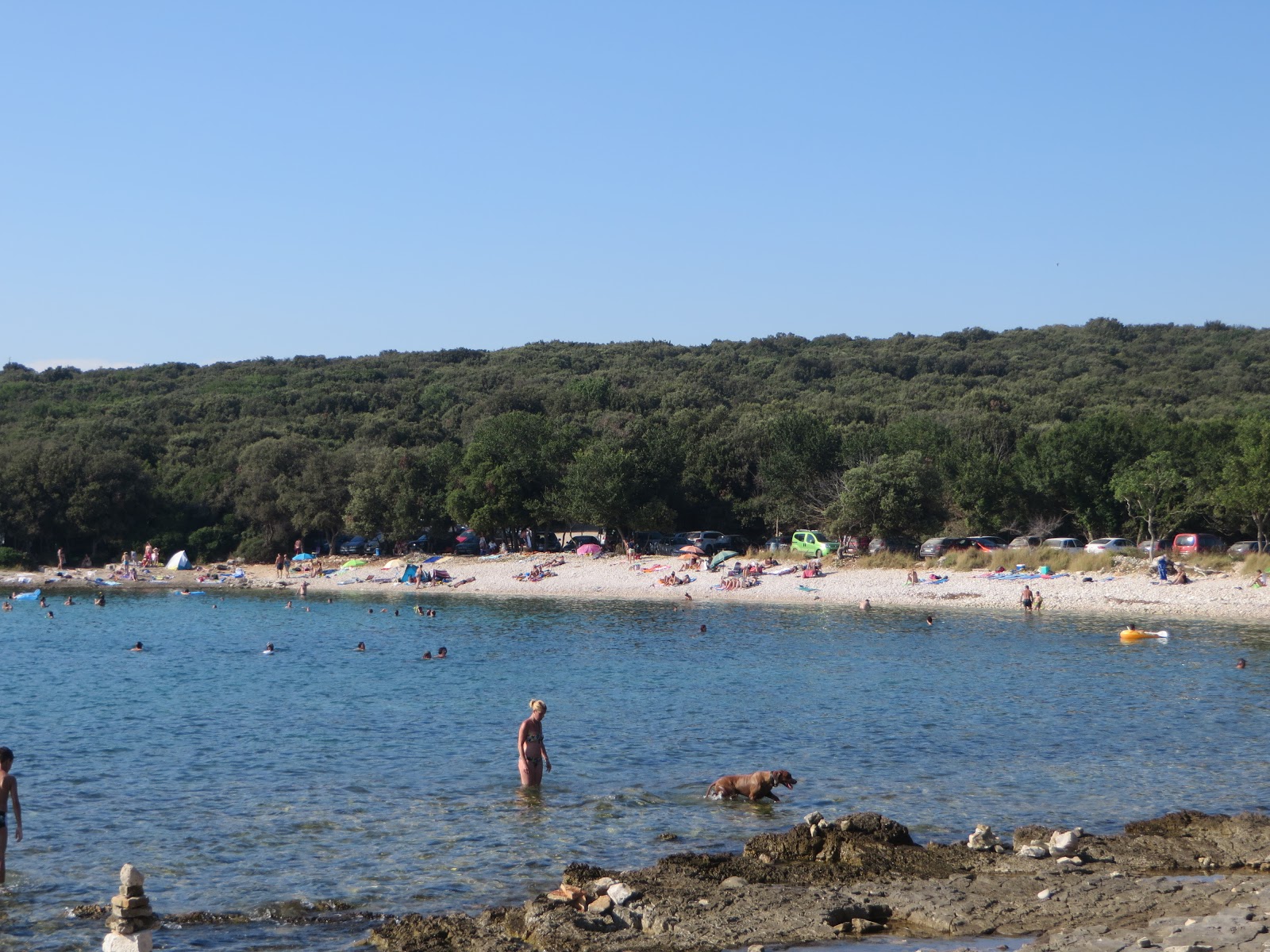 Cisterna plajı'in fotoğrafı ve yerleşim