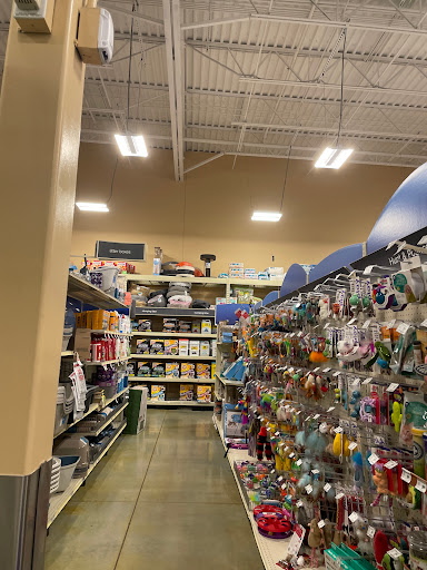 Pet Supply Store «PetSmart», reviews and photos, 601 Centerview Blvd, Kissimmee, FL 34741, USA